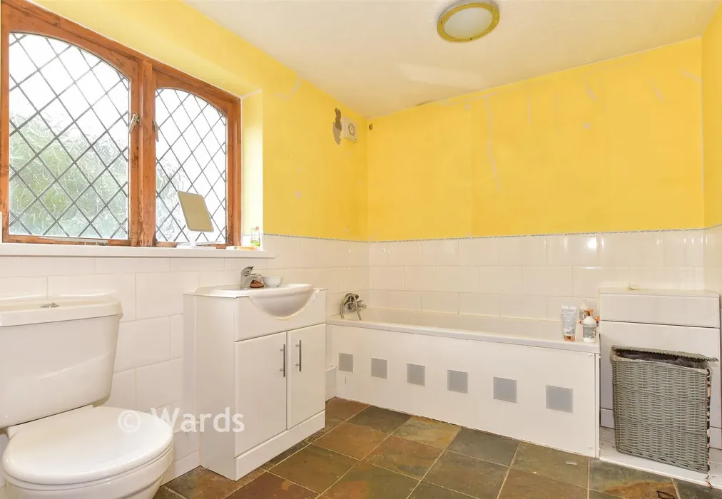 Bathroom - Jacobs Lane, Hoo, Rochester, Kent - Wards of Kent