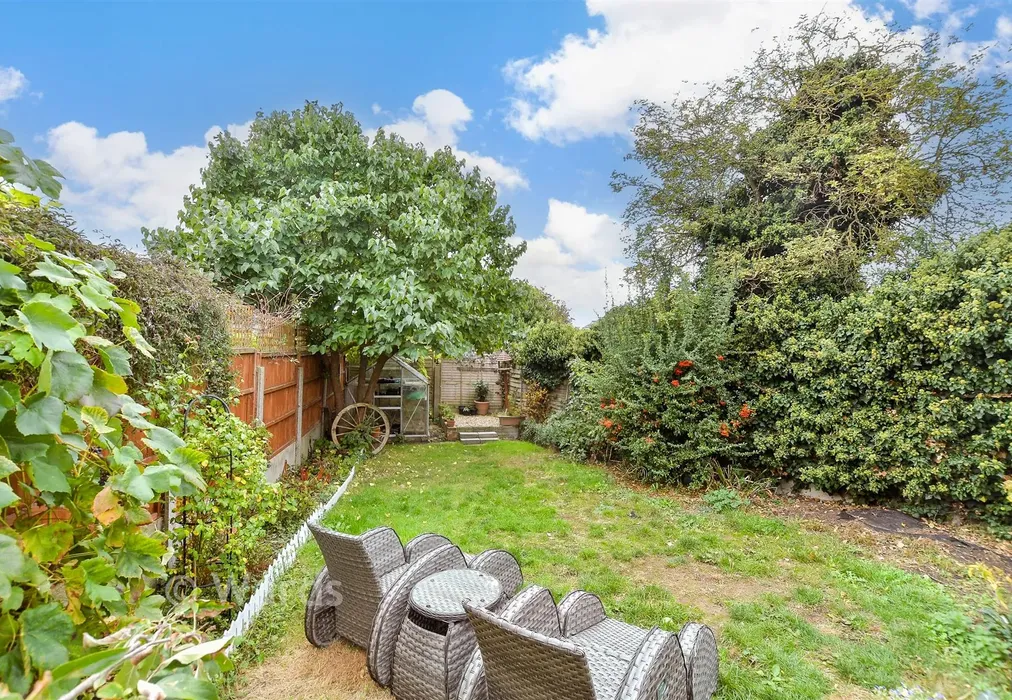 Rear Garden - Nelson Avenue, Minster On Sea, Sheerness, Kent - Wards of Kent