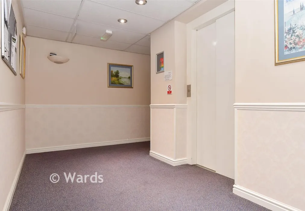 Internal Lifestyle Photograph - Beechwood Avenue, Deal, Kent - Wards of Kent