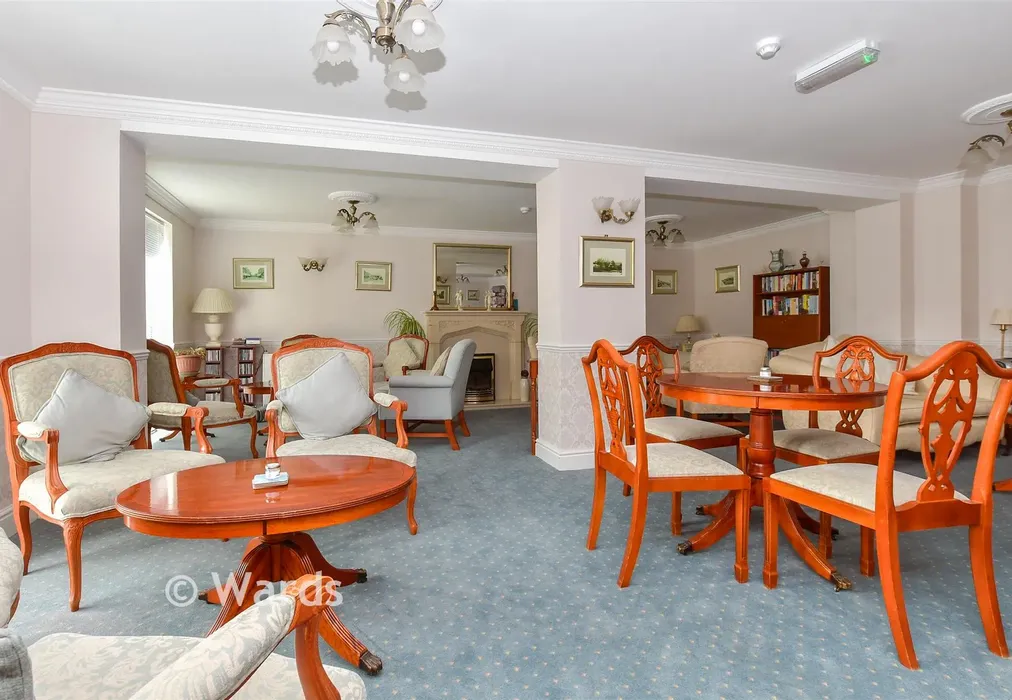 Internal Lifestyle Photograph - Beechwood Avenue, Deal, Kent - Wards of Kent