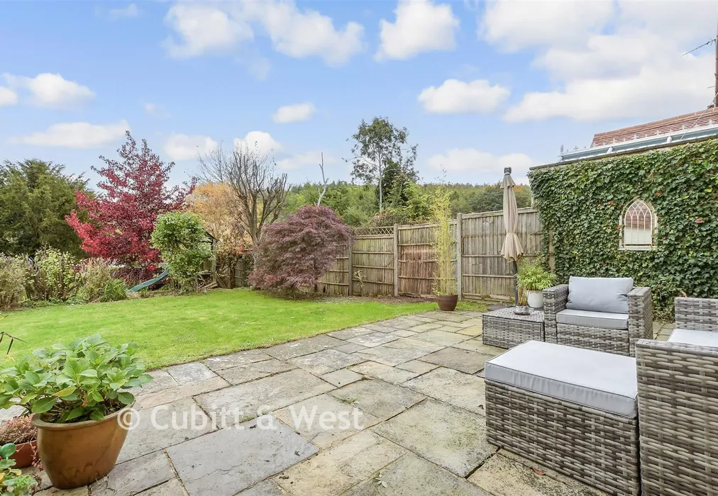 Rear Garden - Felday Houses, Holmbury St Mary, Dorking, Surrey - Wards of Kent