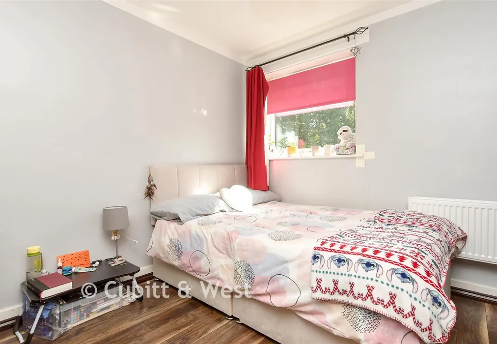 Bedroom 2 - St. Anne's Drive, Redhill, Surrey - Wards of Kent