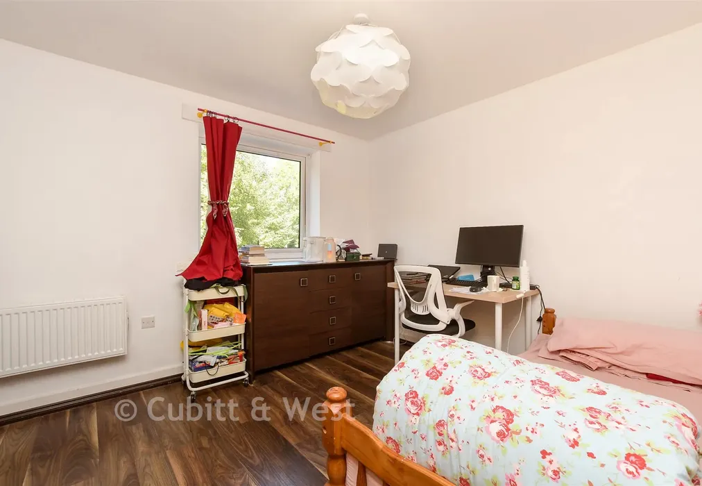 Bedroom 1 - St. Anne's Drive, Redhill, Surrey - Wards of Kent