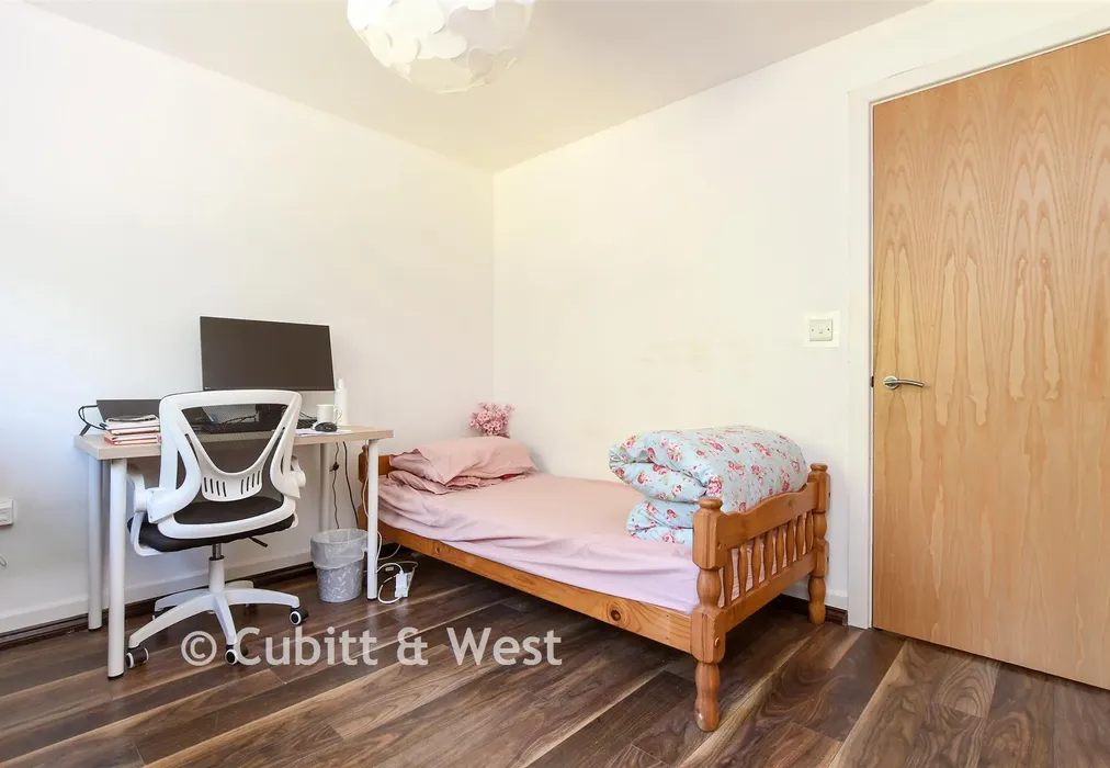 Bedroom 1 - St. Anne's Drive, Redhill, Surrey - Wards of Kent