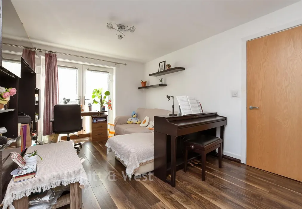 Kitchen Lounge/Dining Room - St. Anne's Drive, Redhill, Surrey - Wards of Kent