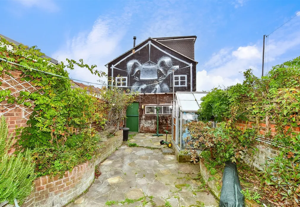 Rear Garden - Kimberley Road, Southsea, Hampshire - Wards of Kent