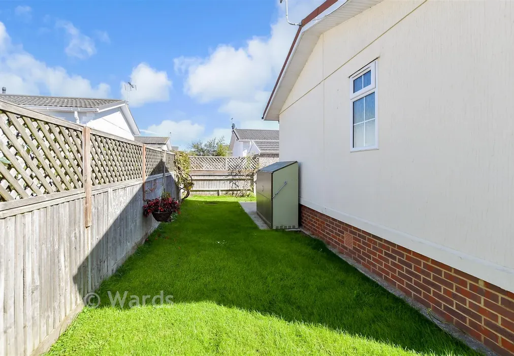 Rear Garden - Oatfield Way, Hythe, Kent - Wards of Kent