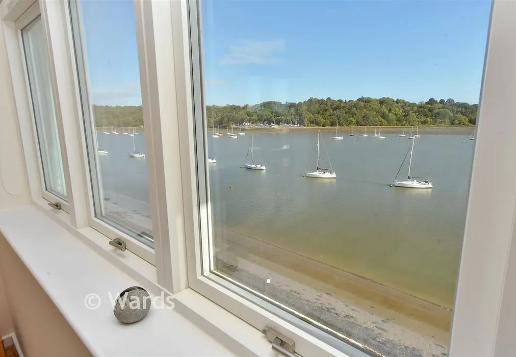 Internal Lifestyle Photograph - Dunlin Drive, St Mary's Island, Chatham, Kent - Wards of Kent
