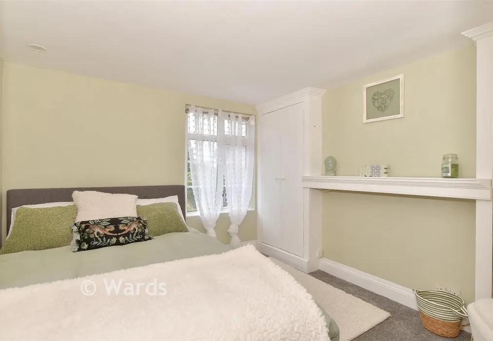 Bedroom - School Lane, West Kingsdown, Kent - Wards of Kent