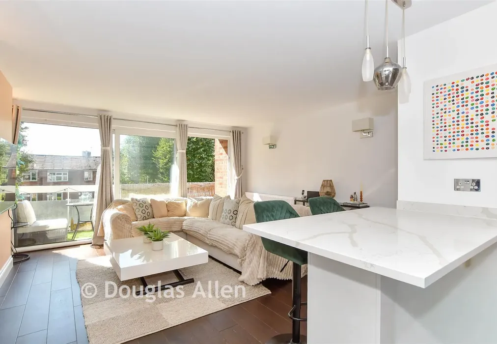 Lounge/Diner/ Kitchen - Broadmead Road, Woodford Green - Wards of Kent