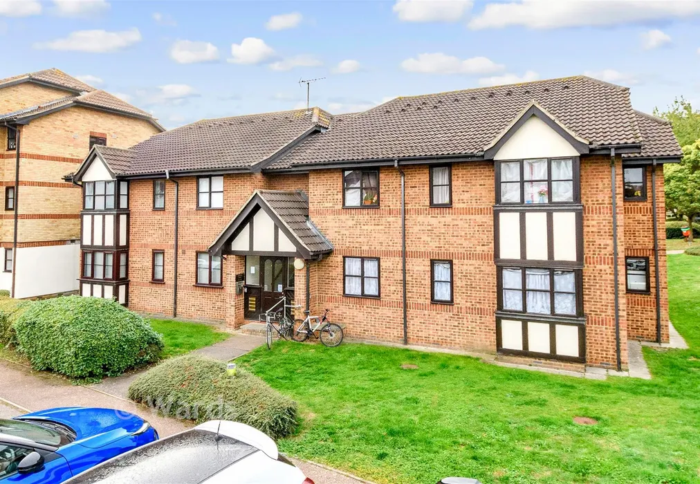 External (Web) - Hardwick Crescent, Dartford, Kent - Wards of Kent