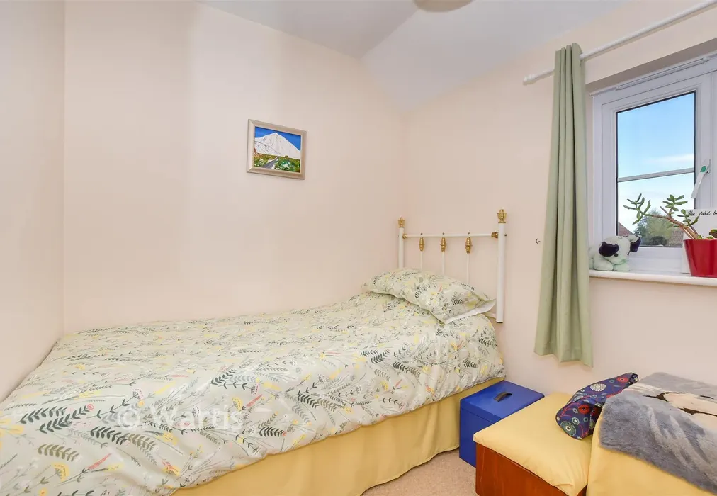 Bedroom 3 - Greyhound Chase, Ashford, Kent - Wards of Kent