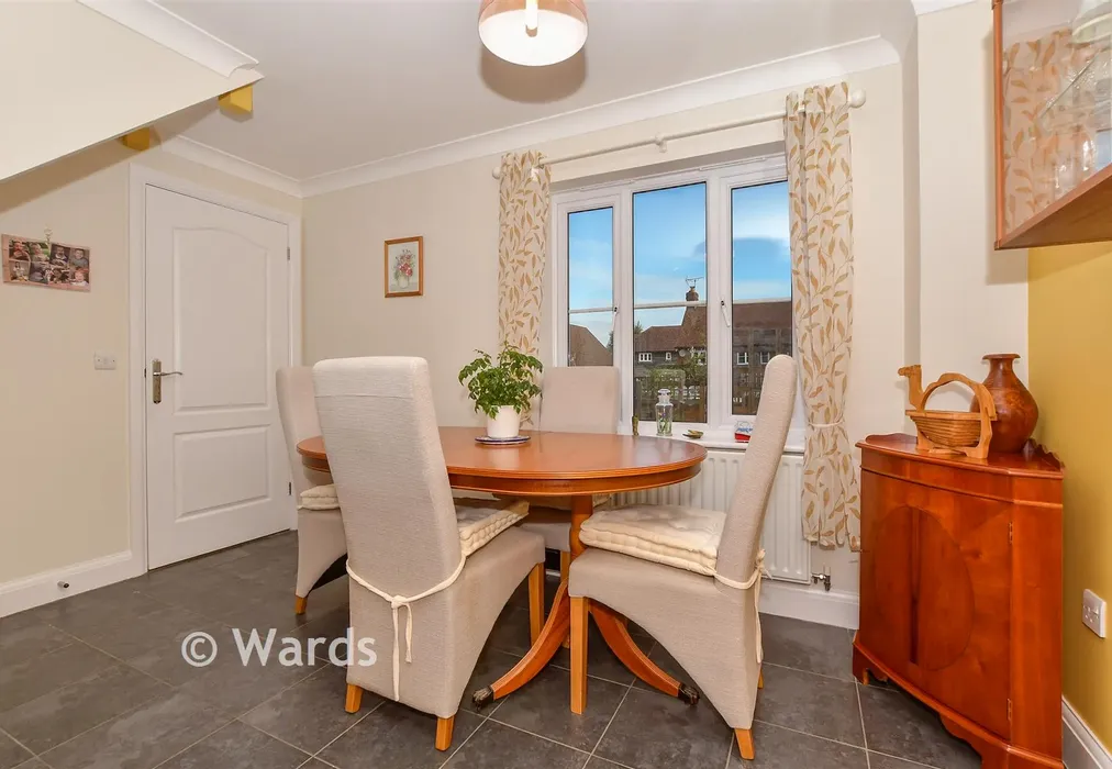 Kitchen/Dining Room - Greyhound Chase, Ashford, Kent - Wards of Kent