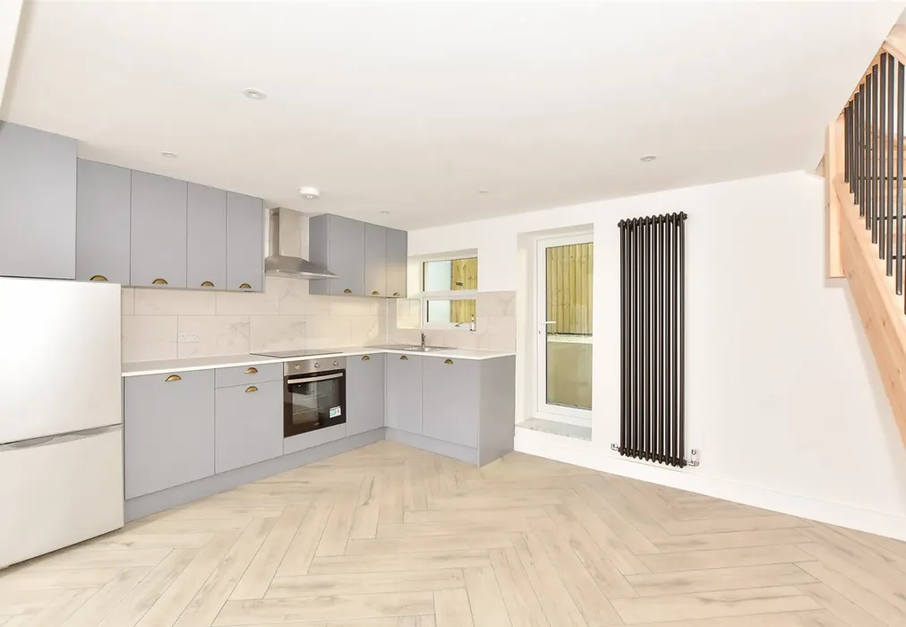 Kitchen/Diner - Albion Place, Hythe, Kent - Wards of Kent