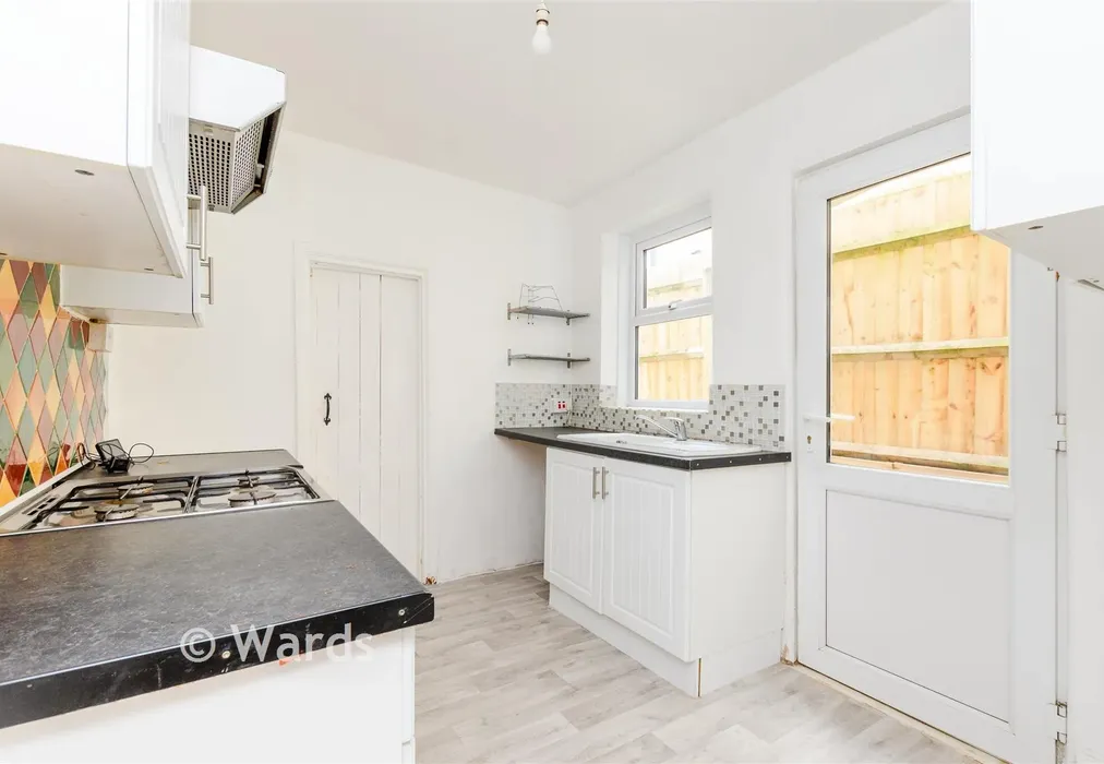 Kitchen - Foord Street, Rochester, Kent - Wards of Kent