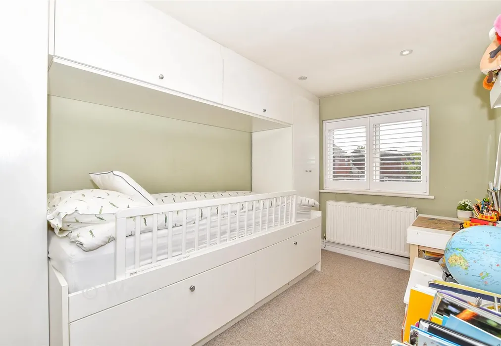 Bedroom 2 - Wheeler Street, Headcorn, Ashford, Kent - Wards of Kent