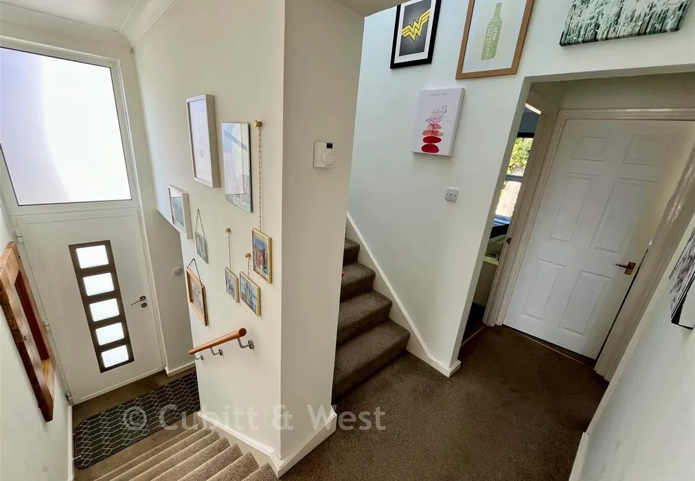Stairs.1 - Estcots Drive, East Grinstead, West Sussex - Wards of Kent