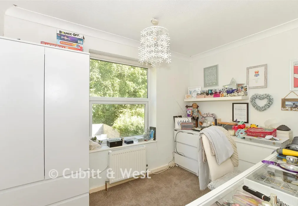 Bedroom 5/Dressing Room - Estcots Drive, East Grinstead, West Sussex - Wards of Kent