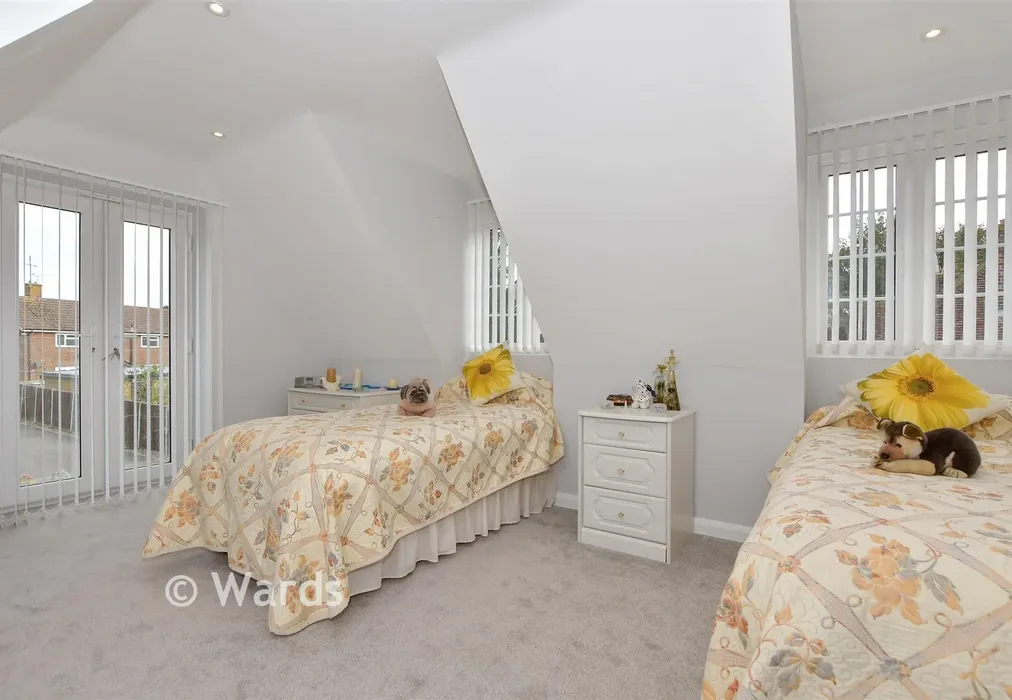 Bedroom 3 - Maidstone Road, Lenham, Maidstone, Kent - Wards of Kent