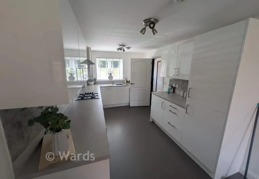 Kitchen - Barley Drive, Whitfield, Dover, Kent - Wards of Kent