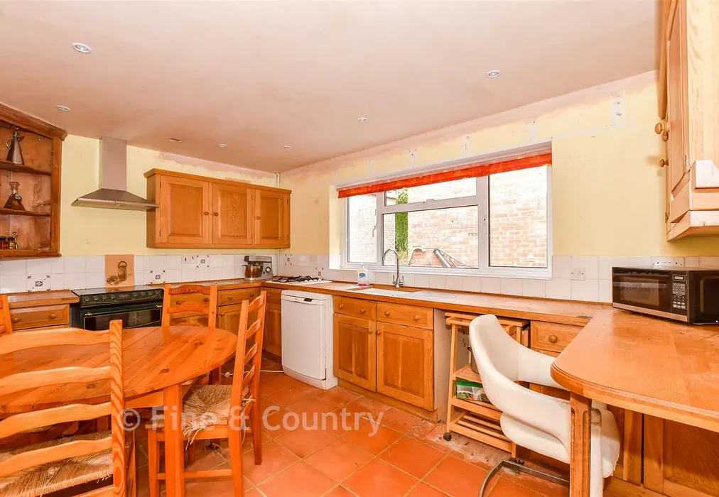 Annexe Kitchen - Piccadilly Lane, Mayfield, East Sussex - Wards of Kent