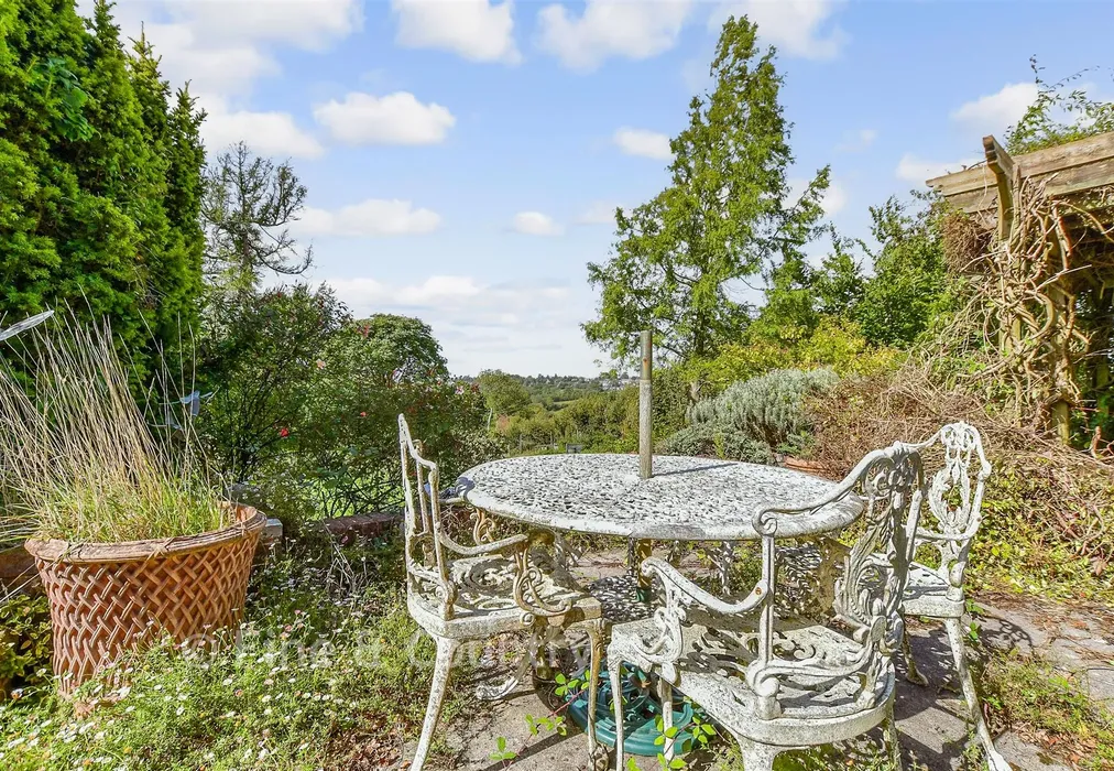 Patio / Decking - Piccadilly Lane, Mayfield, East Sussex - Wards of Kent