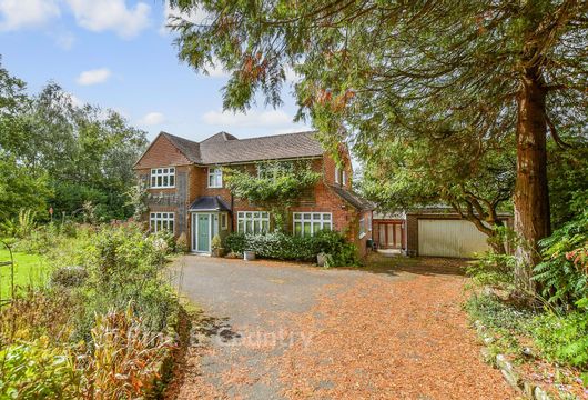 Piccadilly Lane, Mayfield, East Sussex - Wards of Kent