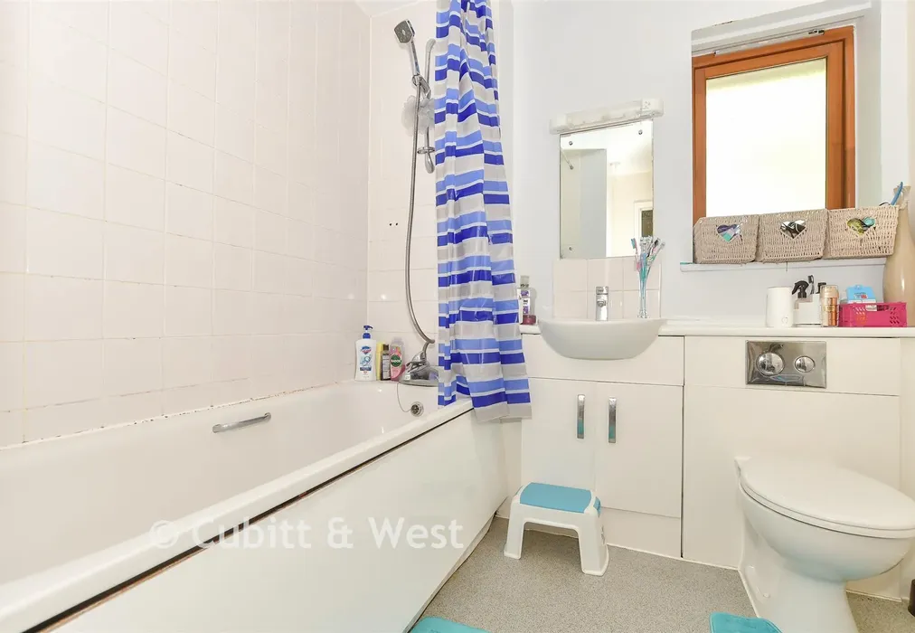 Bathroom - Evelyn Clark Square, Forest Row, East Sussex - Wards of Kent