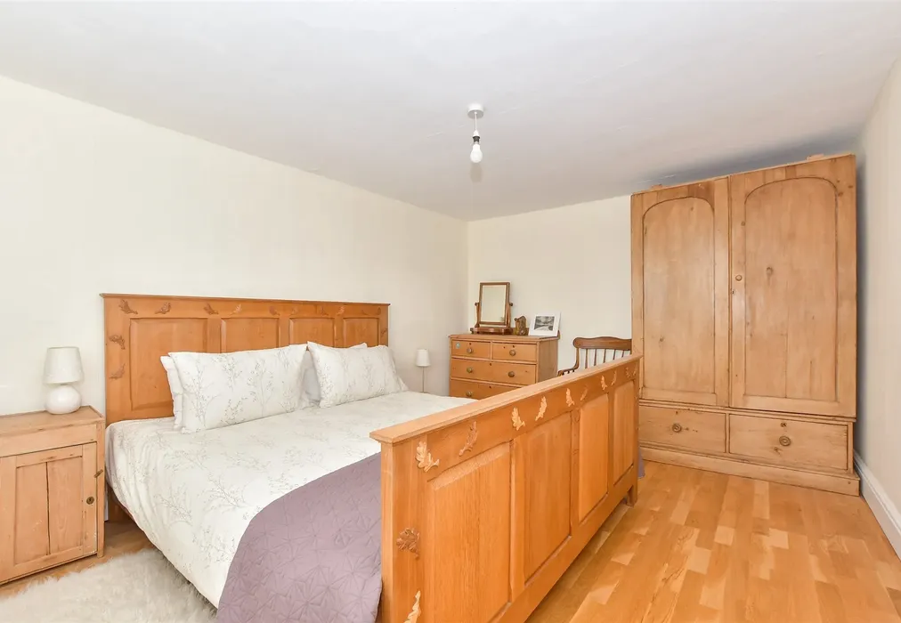 Bedroom 3 - Collier Street, Tonbridge, Kent - Wards of Kent