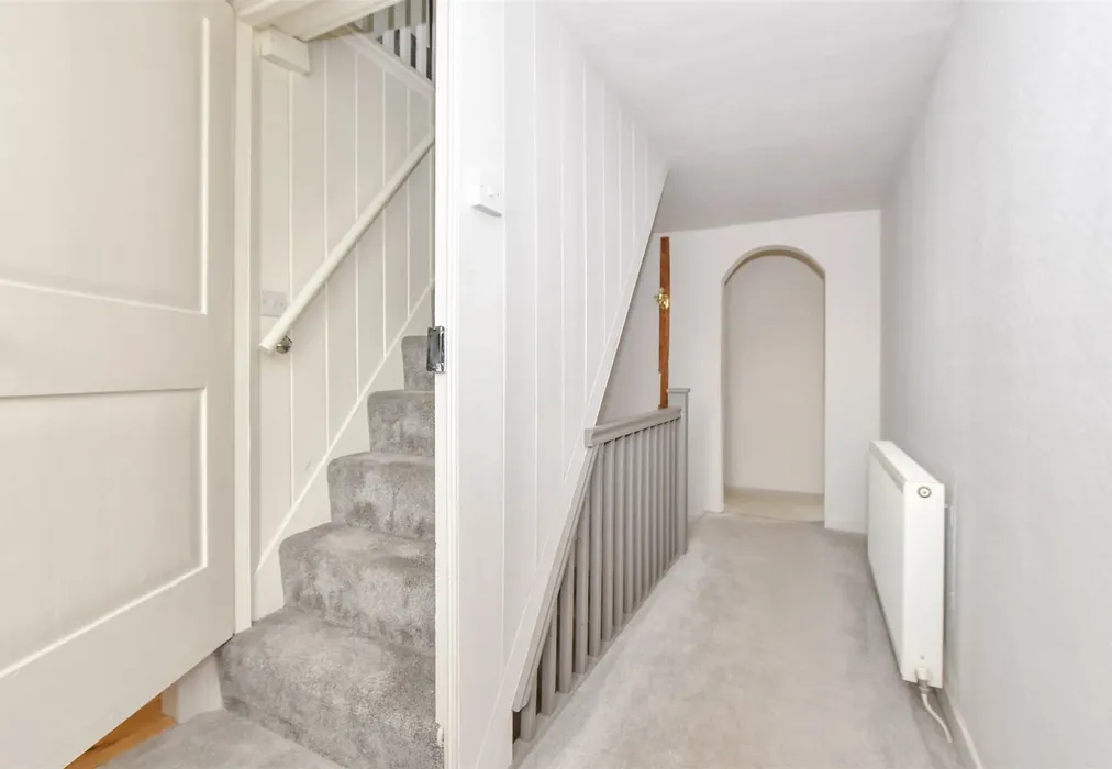Landing - Collier Street, Tonbridge, Kent - Wards of Kent