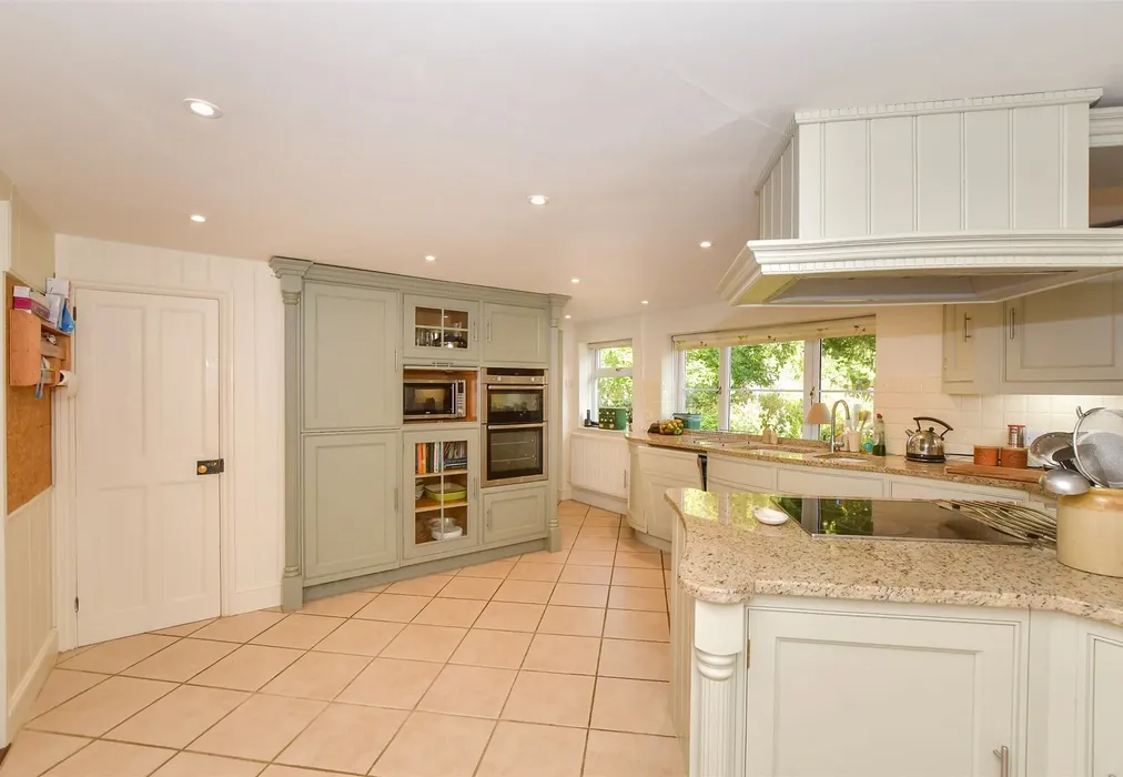 Kitchen/Breakfast Room - Collier Street, Tonbridge, Kent - Wards of Kent