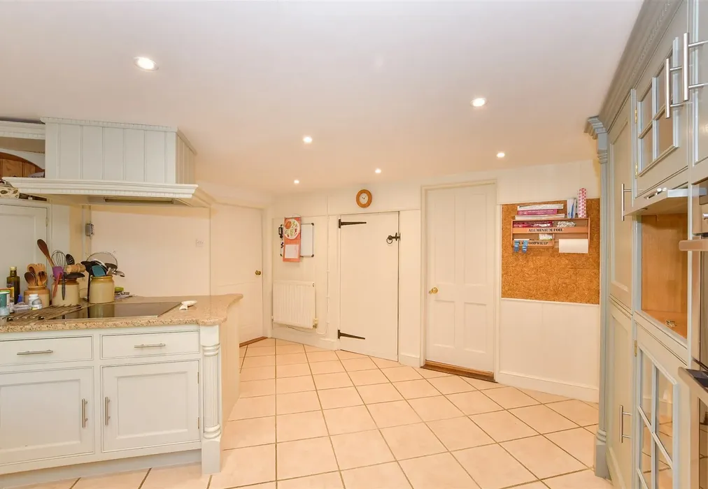 Kitchen/Breakfast Room - Collier Street, Tonbridge, Kent - Wards of Kent