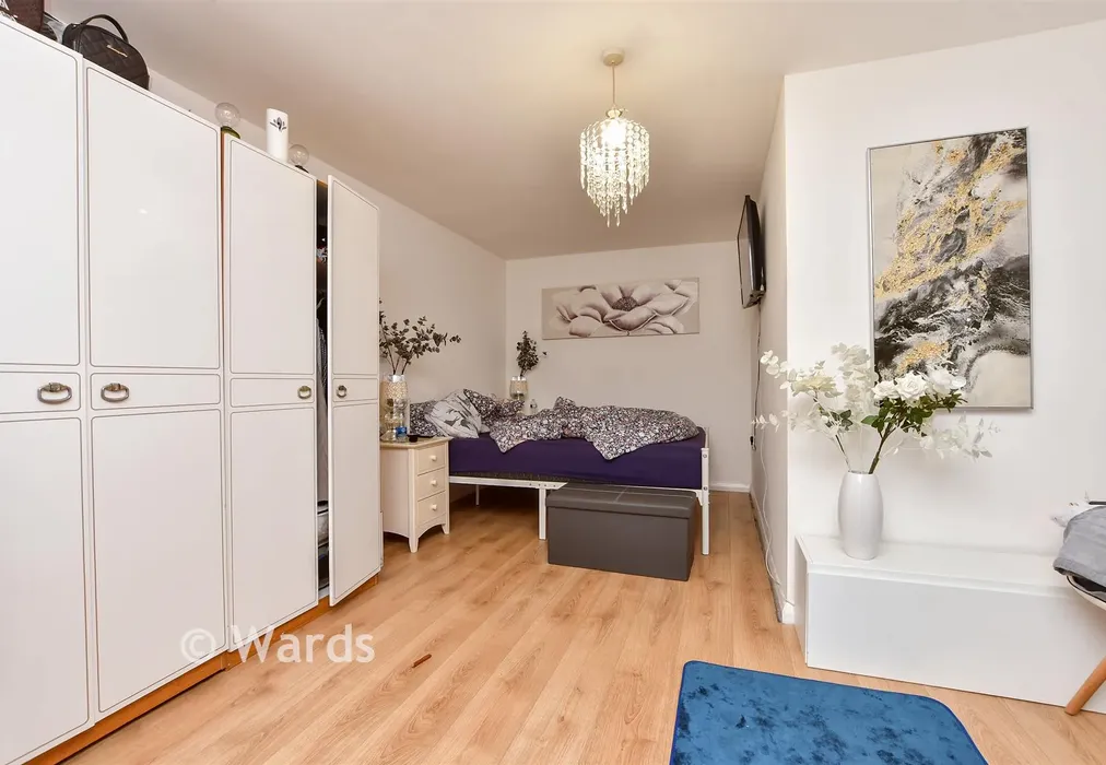 Flat 2 Bedroom - Carroways Place, Margate, Kent - Wards of Kent
