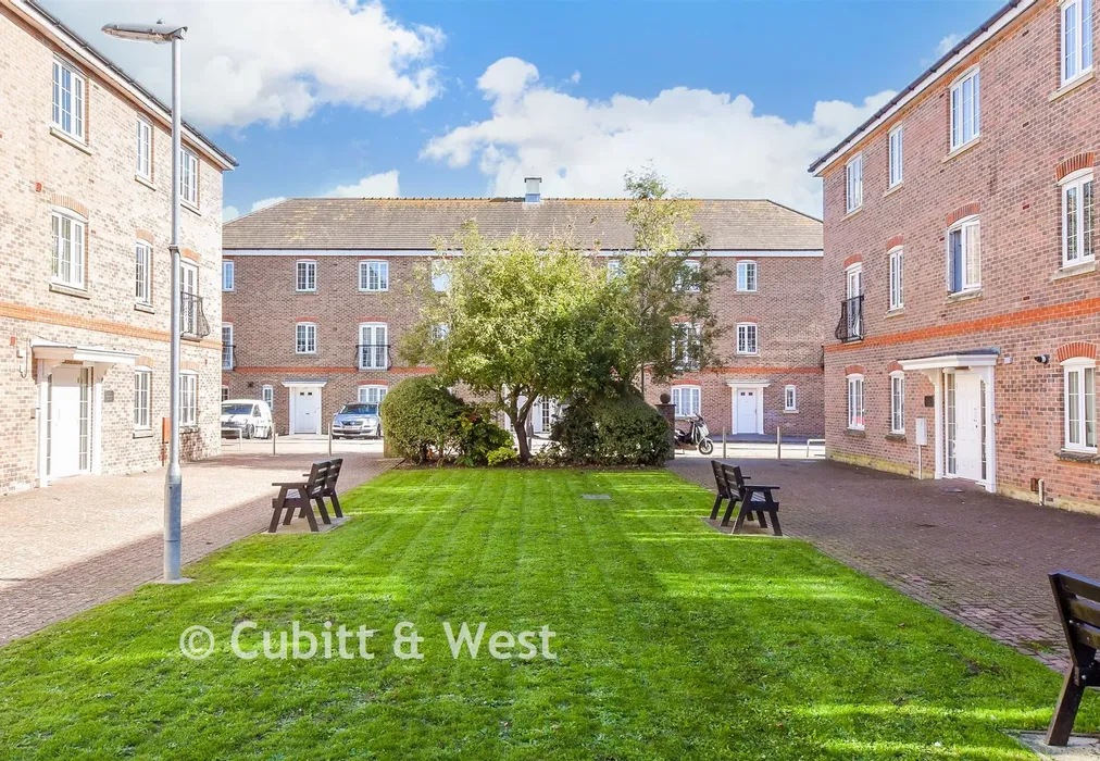 Communal Gardens - The Boulevard, Chichester, West Sussex - Wards of Kent