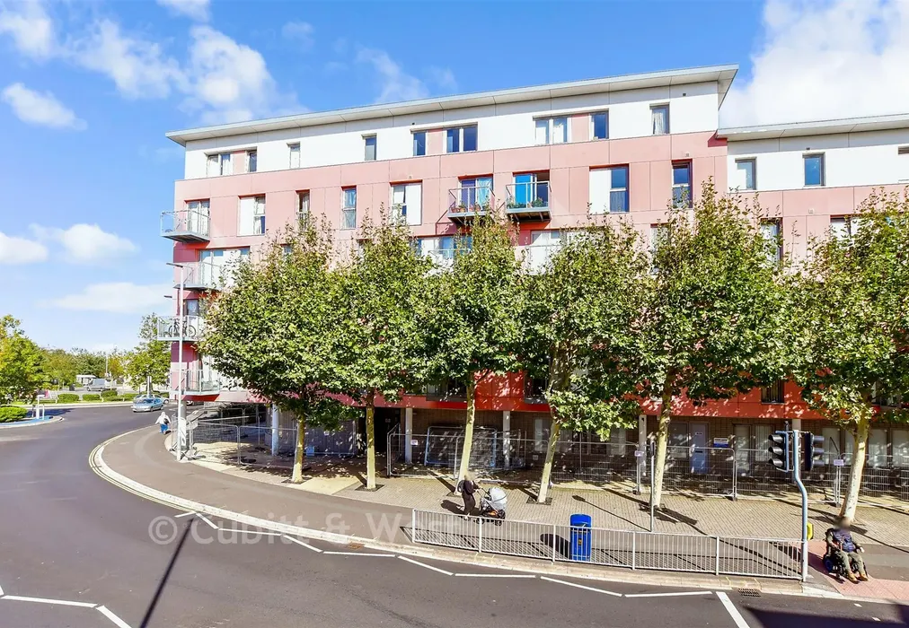 Front (Web) - Goldsmith Avenue, Southsea, Hampshire - Wards of Kent