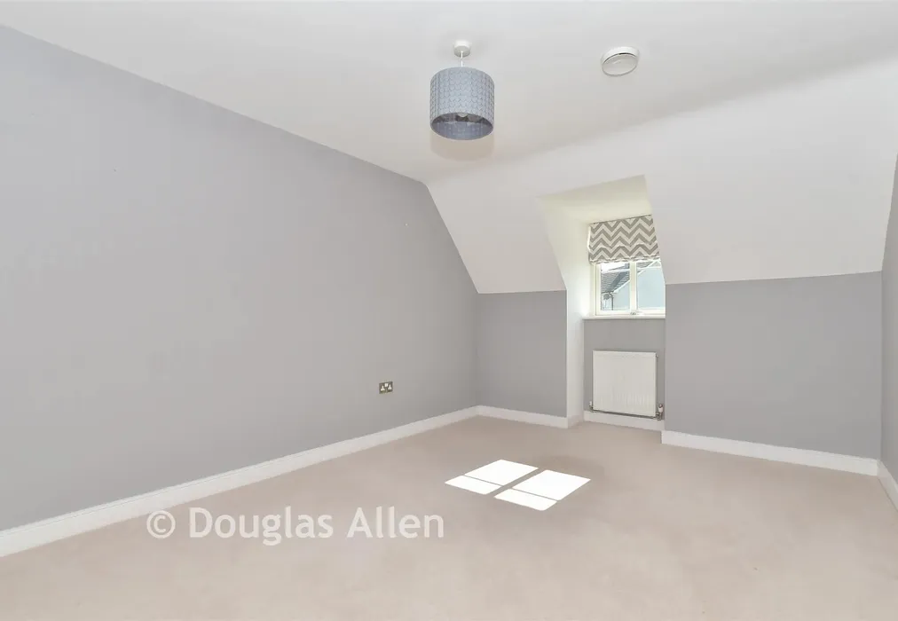 Bedroom 2 - Buckingham Road, Epping, Essex - Wards of Kent