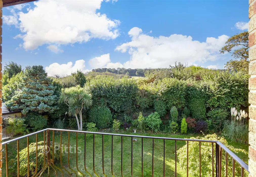 Views To Rear - Victoria Avenue, Shanklin, Isle of Wight - Wards of Kent