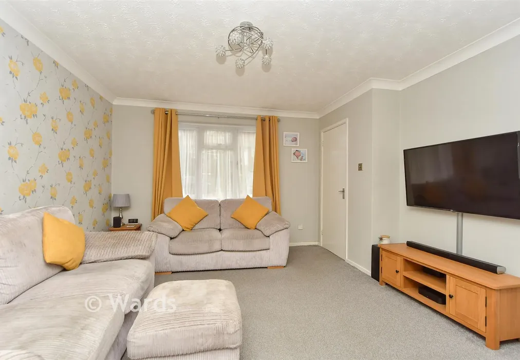 Lounge - Brenzett Close, Walderslade, Chatham, Kent - Wards of Kent