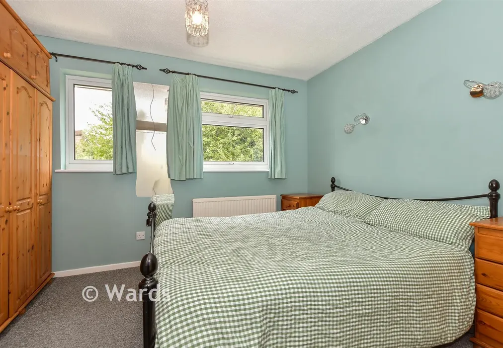 Bedroom 1 - Sherbourne Drive, Barming, Maidstone, Kent - Wards of Kent