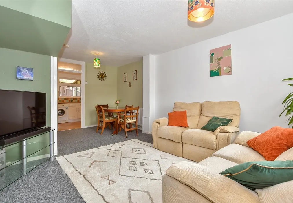Lounge/Diner - Sherbourne Drive, Barming, Maidstone, Kent - Wards of Kent