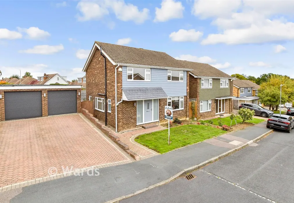 Front Brochure - Langdale Rise, Maidstone, Kent - Wards of Kent