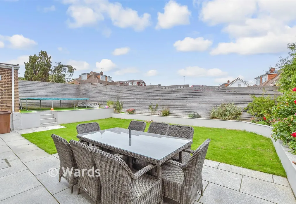Rear Garden - Langdale Rise, Maidstone, Kent - Wards of Kent