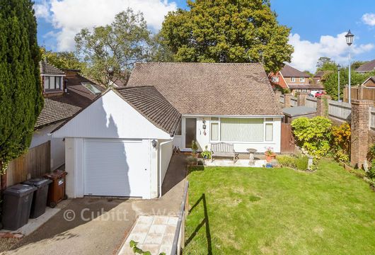 Elim Court Gardens, Crowborough, East Sussex - Wards of Kent