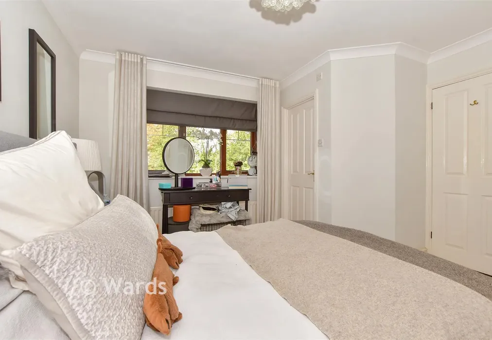 Bedroom 1 - Pharos Drive, Dover, Kent - Wards of Kent