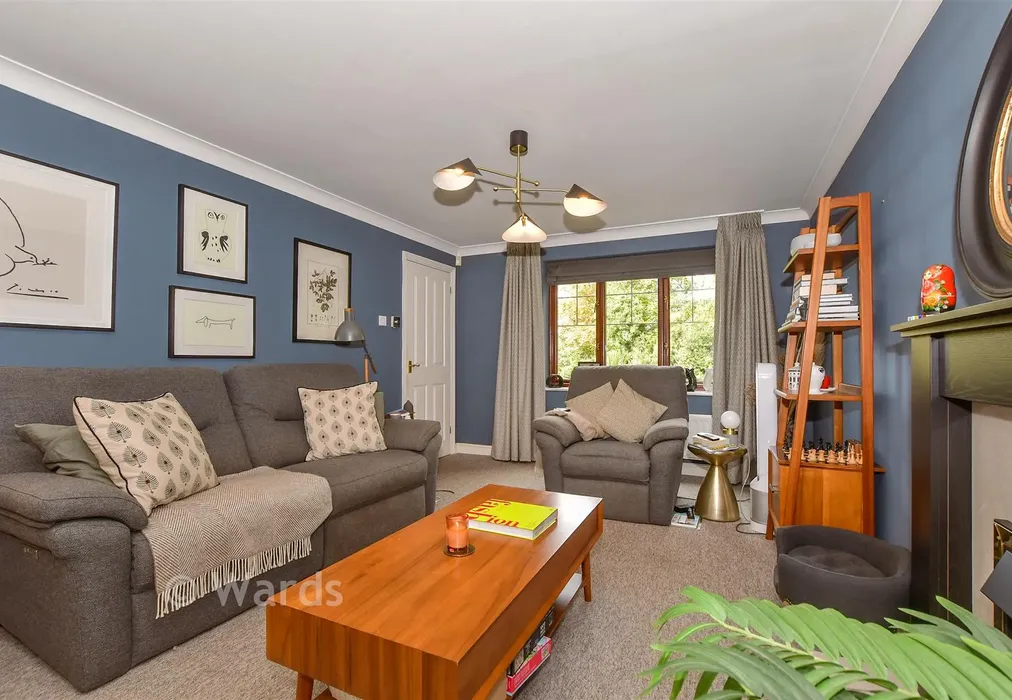 Lounge - Pharos Drive, Dover, Kent - Wards of Kent