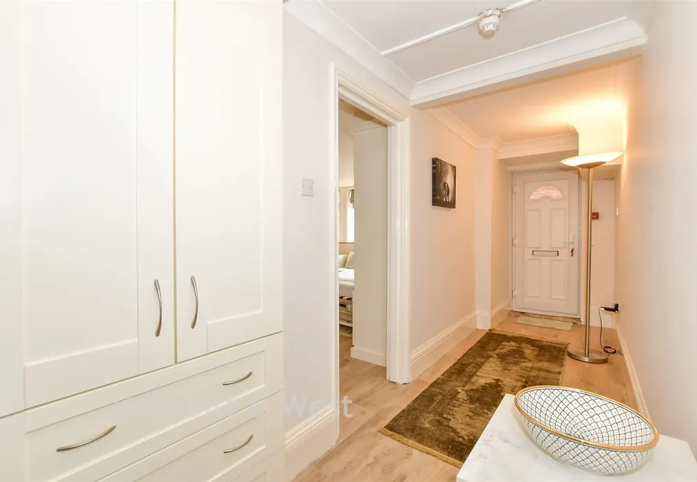 Internal Lifestyle Photograph - South Terrace, Littlehampton, West Sussex - Wards of Kent