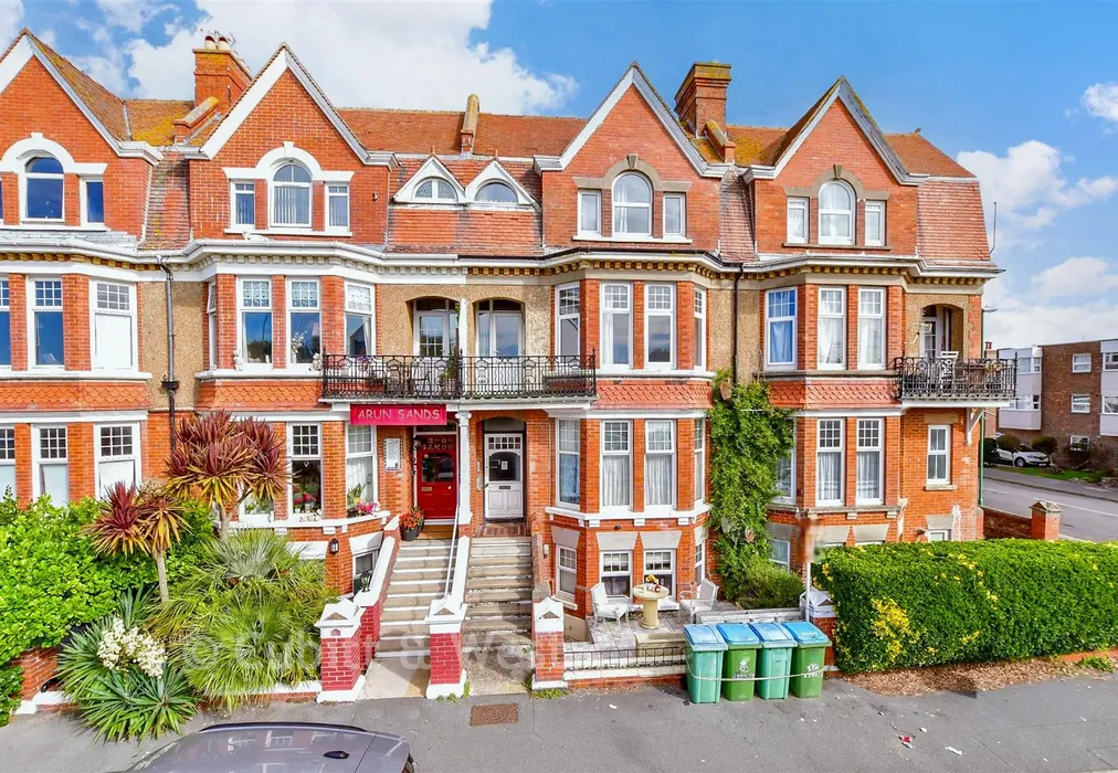 External Brochure 1 - South Terrace, Littlehampton, West Sussex - Wards of Kent