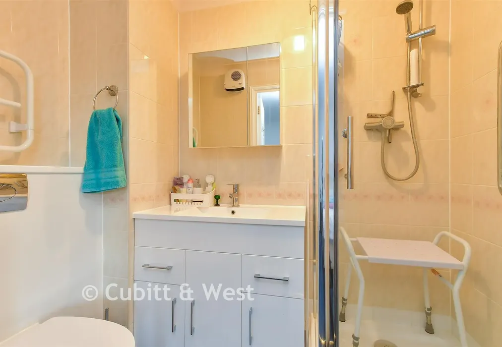En-Suite Shower Room - Mill Road, Worthing, West Sussex - Wards of Kent