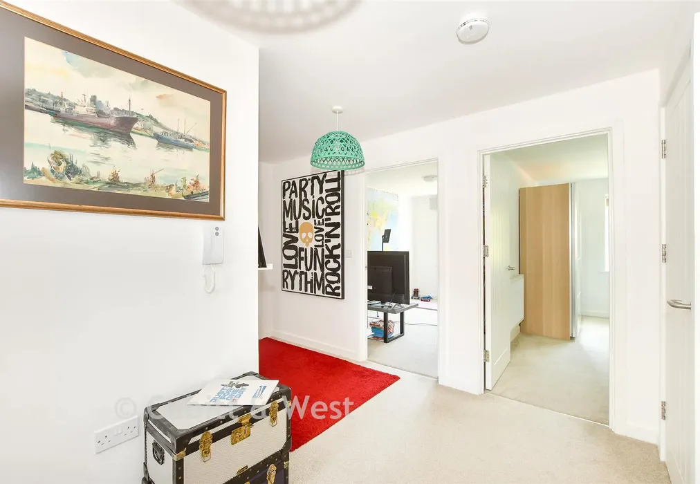 Entrance Hall - Bramley Vale, Cranleigh, Surrey - Wards of Kent