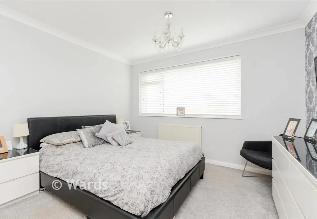 Bedroom 1 - Cherry Trees, Hartley, Longfield, Kent - Wards of Kent